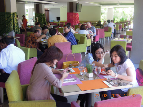 Participants enjoying lunch